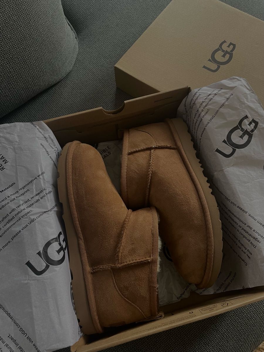 UGG Bottes - Boots Fourrées Hiver Authentiques